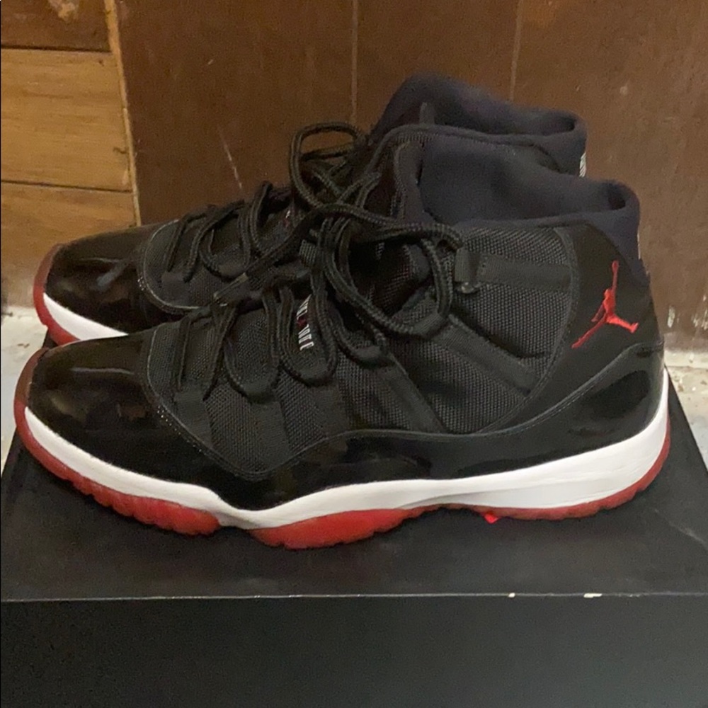 20012 jordan bred 11s - Picture 4 of 6